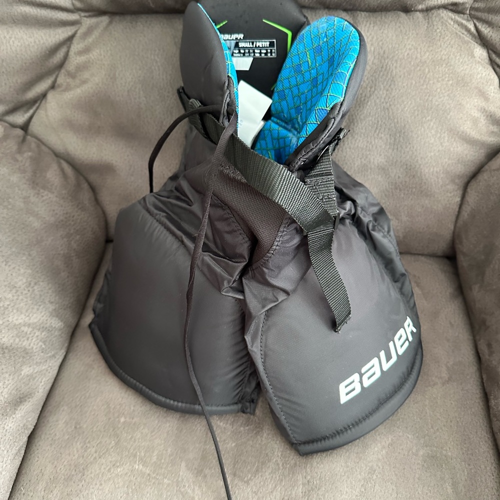 Youth Bauer hockey pants, new without tags.
